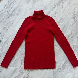 Ralph Loren new turtleneck size M true red